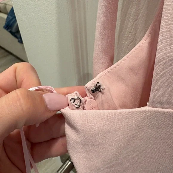 Dynamite Light Pink Garment - Picture 3 of 7